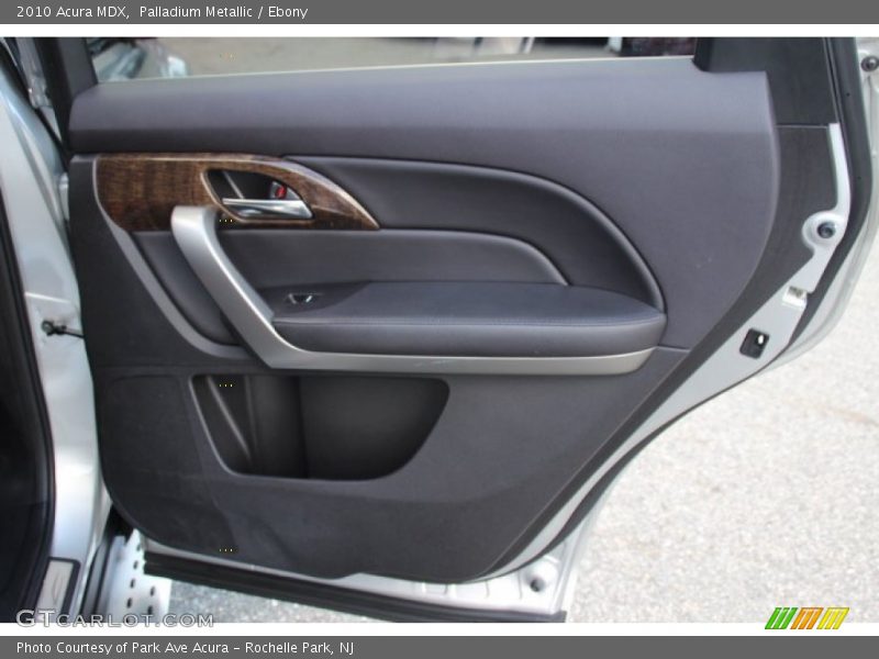 Palladium Metallic / Ebony 2010 Acura MDX