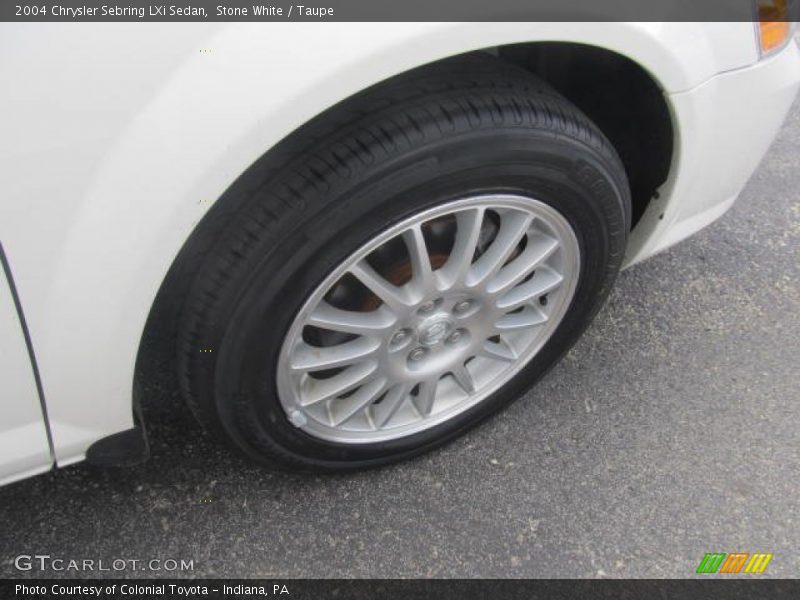 Stone White / Taupe 2004 Chrysler Sebring LXi Sedan