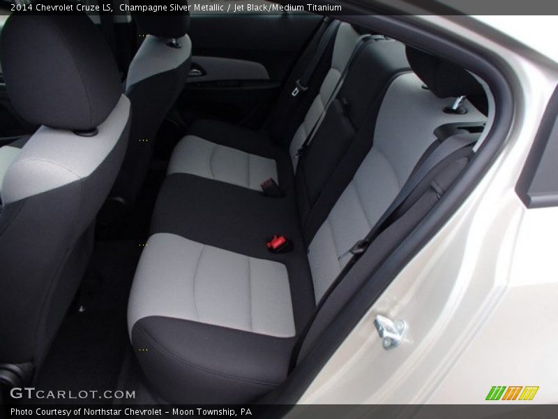 Champagne Silver Metallic / Jet Black/Medium Titanium 2014 Chevrolet Cruze LS