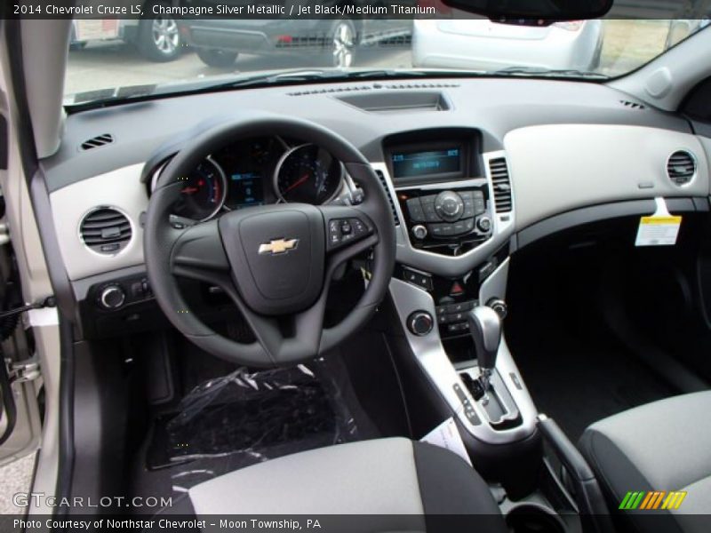 Champagne Silver Metallic / Jet Black/Medium Titanium 2014 Chevrolet Cruze LS