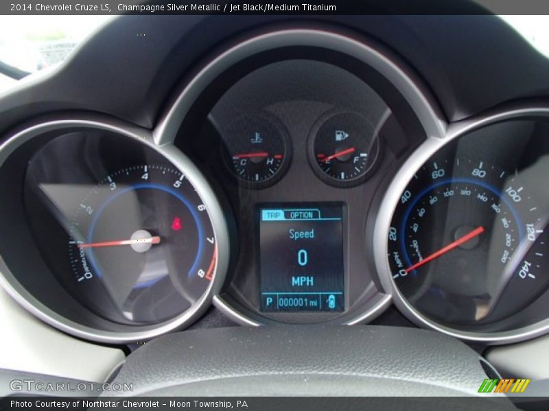 Champagne Silver Metallic / Jet Black/Medium Titanium 2014 Chevrolet Cruze LS