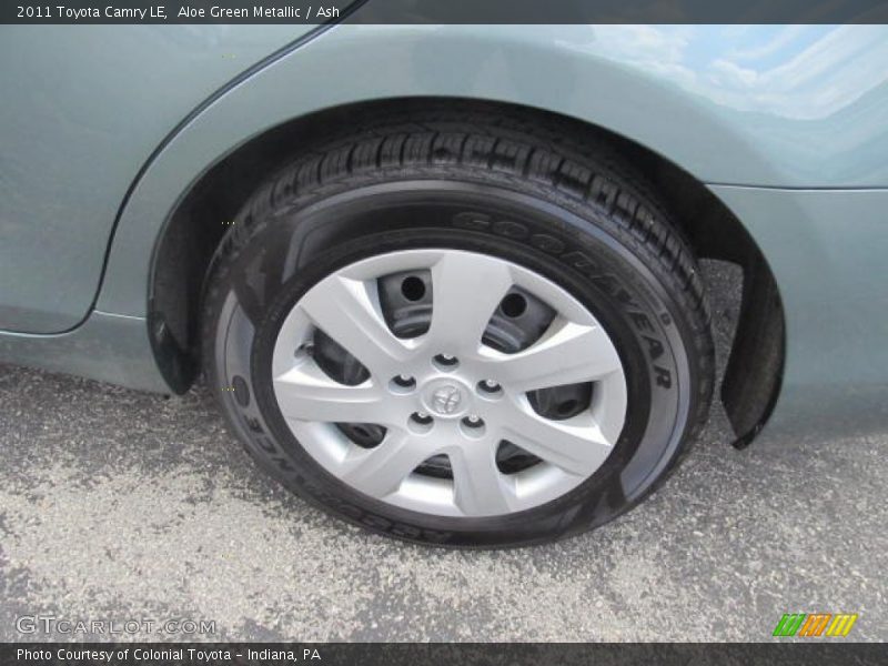 Aloe Green Metallic / Ash 2011 Toyota Camry LE