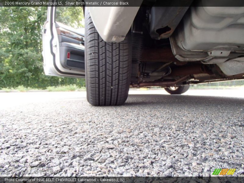 Undercarriage of 2006 Grand Marquis LS