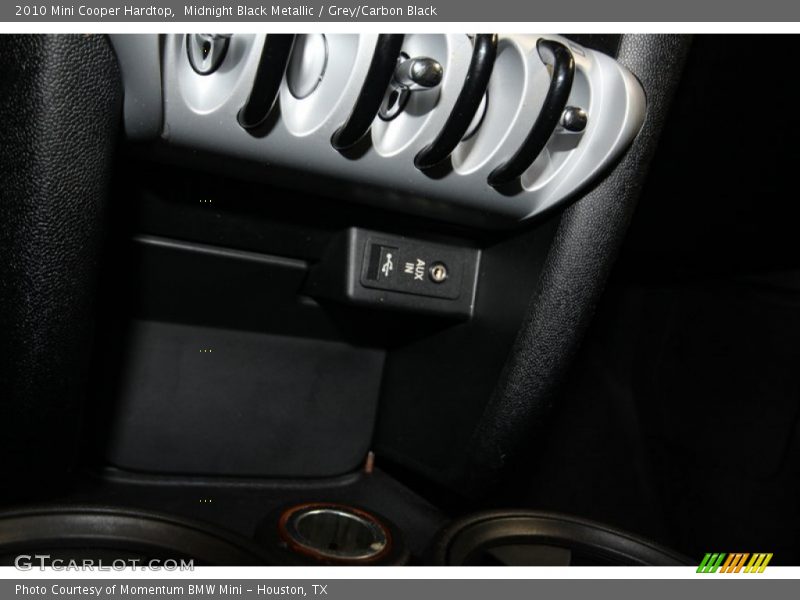 Midnight Black Metallic / Grey/Carbon Black 2010 Mini Cooper Hardtop
