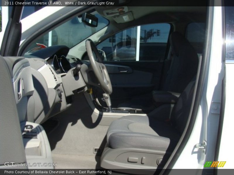 White / Dark Gray/Light Gray 2011 Chevrolet Traverse LT AWD