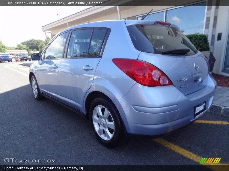 Arctic Blue / Charcoal 2009 Nissan Versa 1.8 S Hatchback