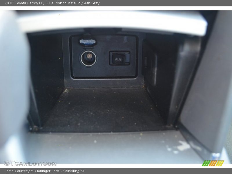 Blue Ribbon Metallic / Ash Gray 2010 Toyota Camry LE