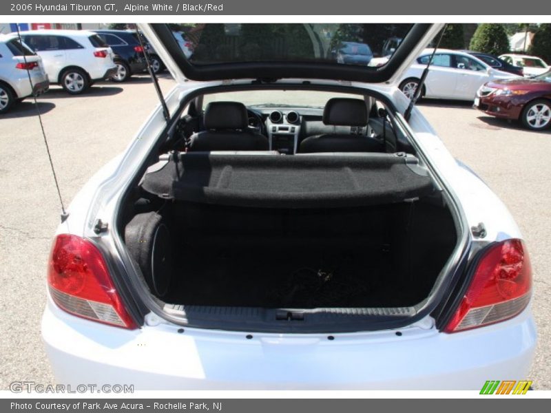 Alpine White / Black/Red 2006 Hyundai Tiburon GT