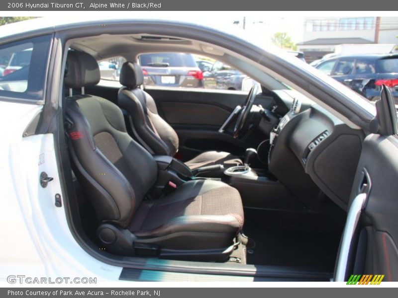 Alpine White / Black/Red 2006 Hyundai Tiburon GT