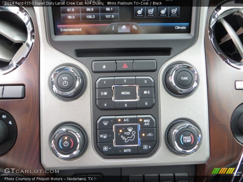 White Platinum Tri-Coat / Black 2014 Ford F350 Super Duty Lariat Crew Cab 4x4 Dually