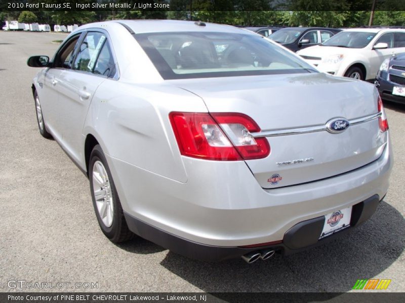 Ingot Silver Metallic / Light Stone 2010 Ford Taurus SE