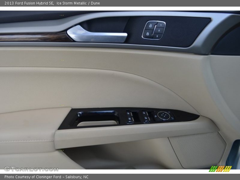Ice Storm Metallic / Dune 2013 Ford Fusion Hybrid SE