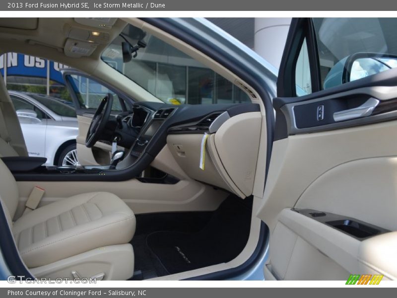Ice Storm Metallic / Dune 2013 Ford Fusion Hybrid SE