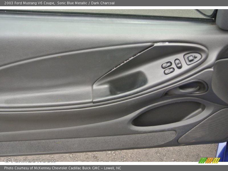 Sonic Blue Metallic / Dark Charcoal 2003 Ford Mustang V6 Coupe