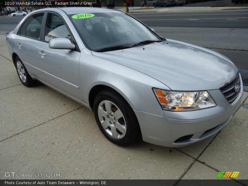 Radiant Silver / Gray 2010 Hyundai Sonata GLS