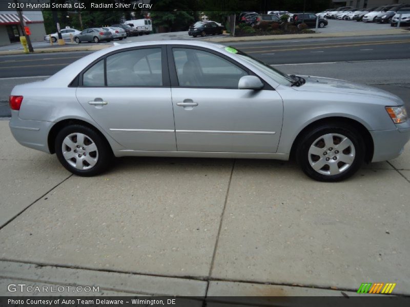 Radiant Silver / Gray 2010 Hyundai Sonata GLS