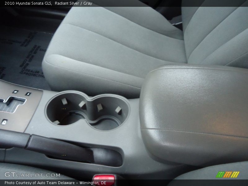 Radiant Silver / Gray 2010 Hyundai Sonata GLS