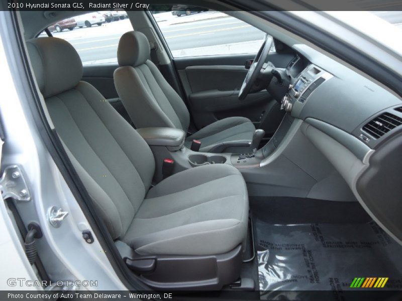 Radiant Silver / Gray 2010 Hyundai Sonata GLS