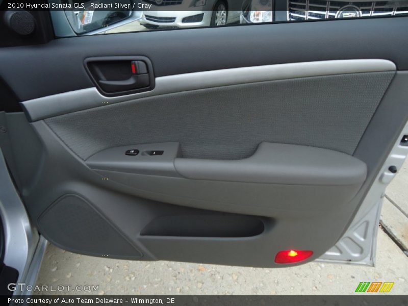 Radiant Silver / Gray 2010 Hyundai Sonata GLS