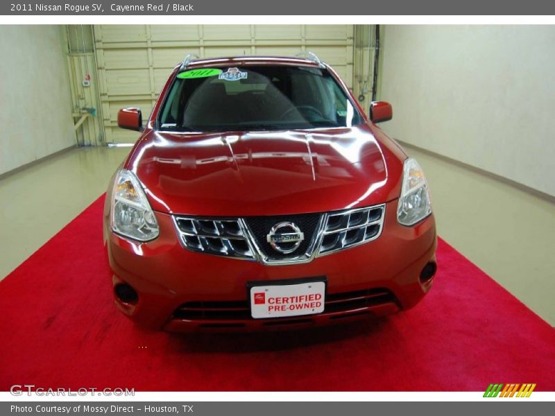 Cayenne Red / Black 2011 Nissan Rogue SV