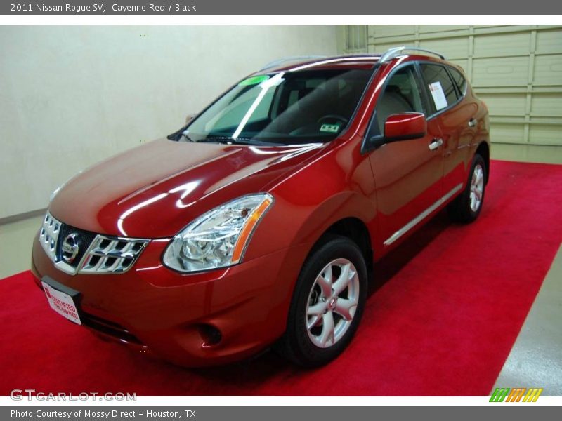 Cayenne Red / Black 2011 Nissan Rogue SV