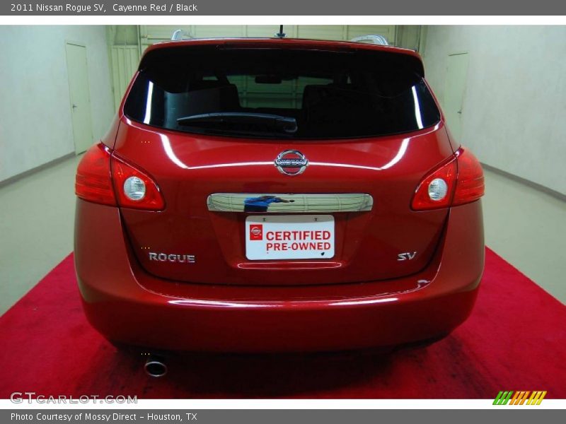 Cayenne Red / Black 2011 Nissan Rogue SV