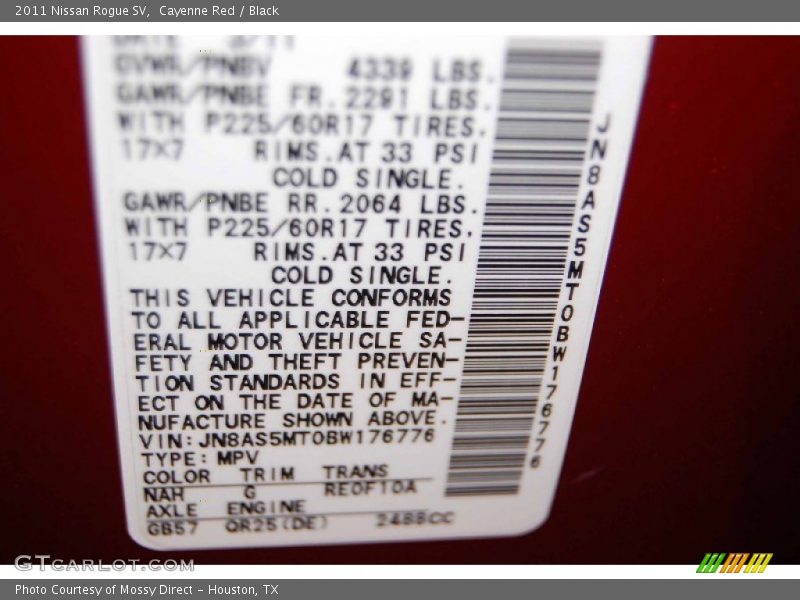 Cayenne Red / Black 2011 Nissan Rogue SV