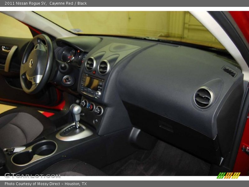 Cayenne Red / Black 2011 Nissan Rogue SV