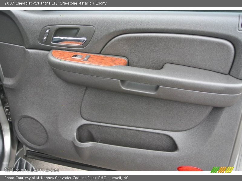 Graystone Metallic / Ebony 2007 Chevrolet Avalanche LT
