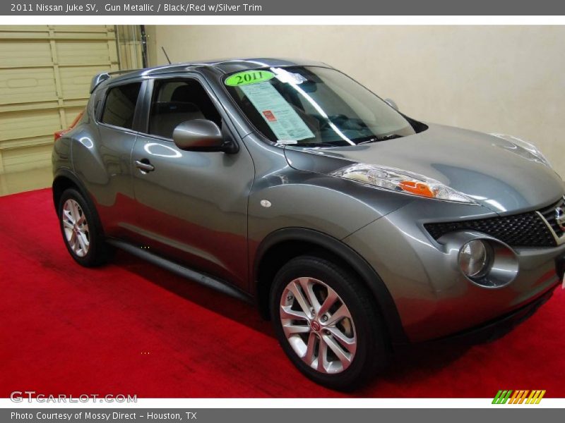 Gun Metallic / Black/Red w/Silver Trim 2011 Nissan Juke SV