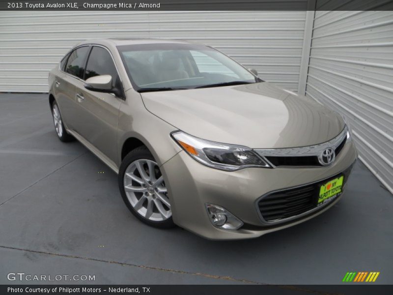 Champagne Mica / Almond 2013 Toyota Avalon XLE
