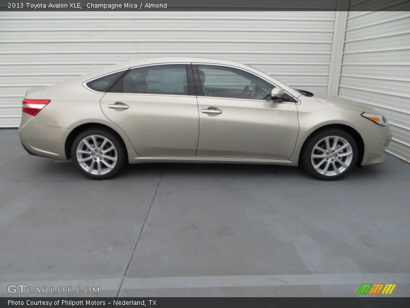 Champagne Mica / Almond 2013 Toyota Avalon XLE
