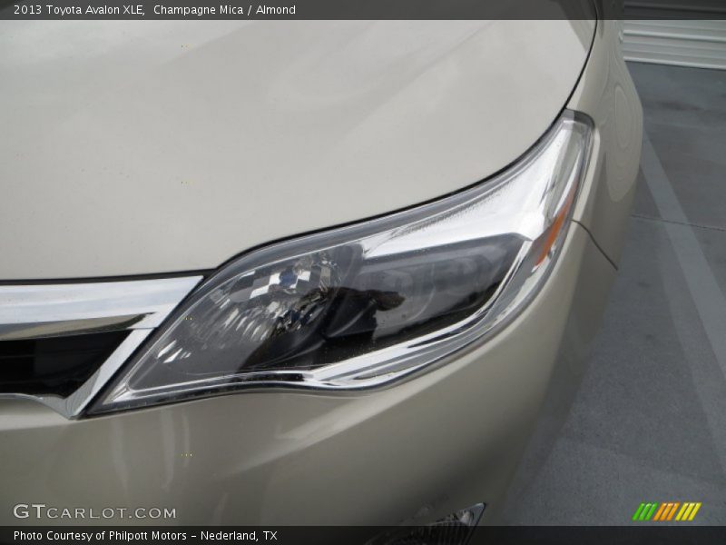 Champagne Mica / Almond 2013 Toyota Avalon XLE