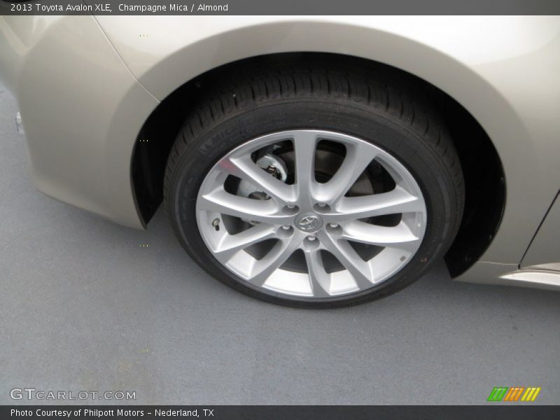 Champagne Mica / Almond 2013 Toyota Avalon XLE
