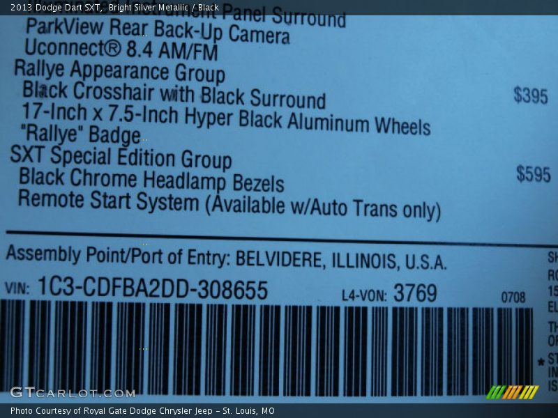 Bright Silver Metallic / Black 2013 Dodge Dart SXT