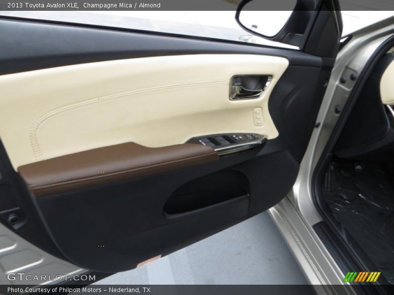 Champagne Mica / Almond 2013 Toyota Avalon XLE