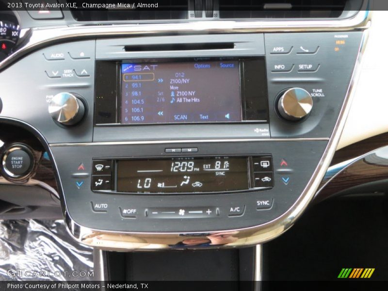 Champagne Mica / Almond 2013 Toyota Avalon XLE