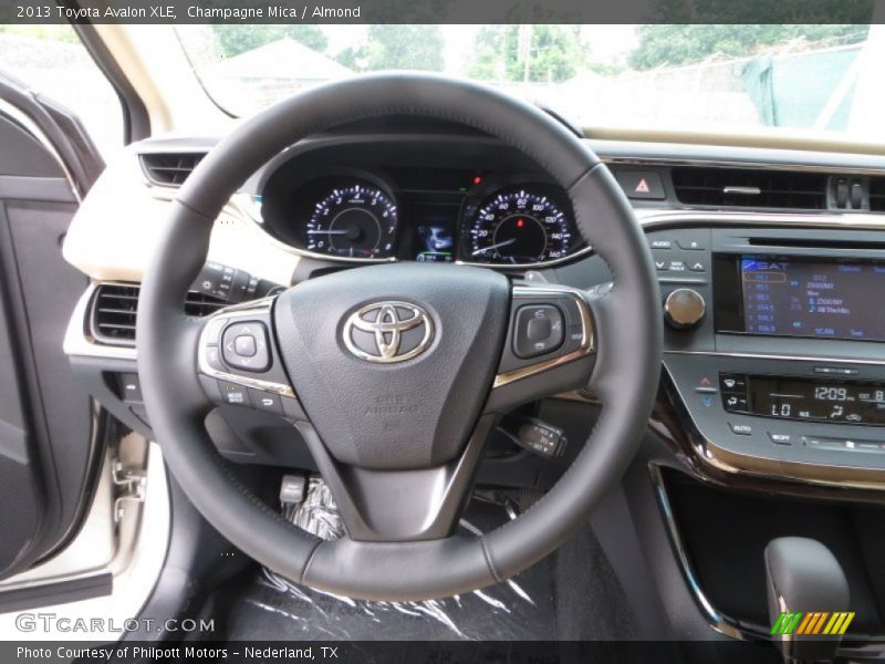 Champagne Mica / Almond 2013 Toyota Avalon XLE