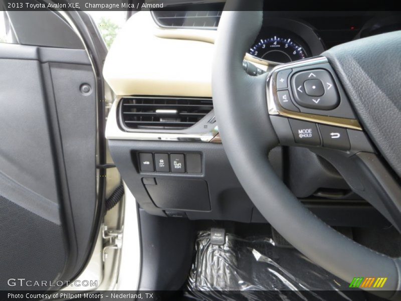 Champagne Mica / Almond 2013 Toyota Avalon XLE