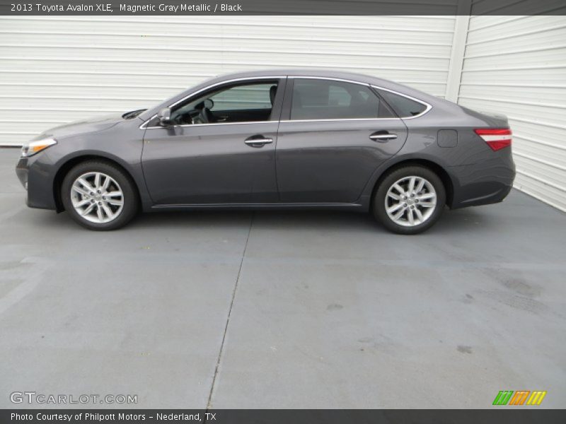 Magnetic Gray Metallic / Black 2013 Toyota Avalon XLE