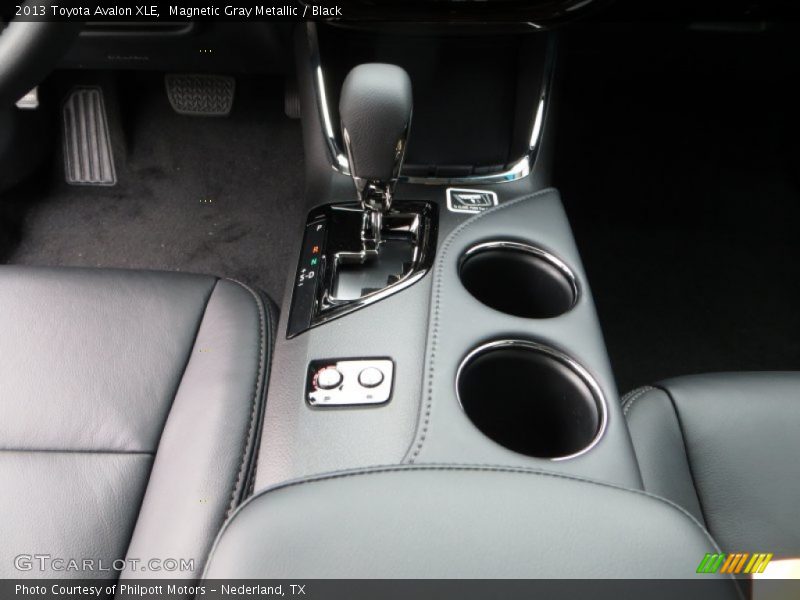 Magnetic Gray Metallic / Black 2013 Toyota Avalon XLE