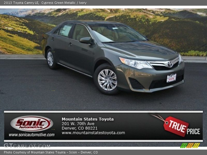 Cypress Green Metallic / Ivory 2013 Toyota Camry LE