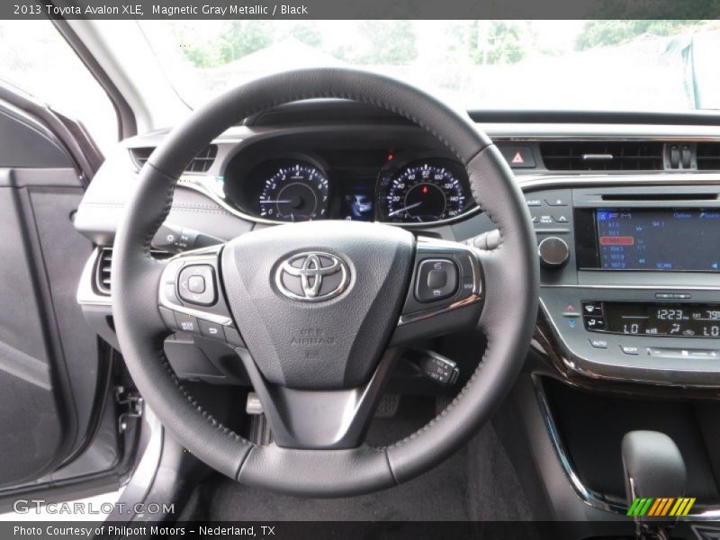 Magnetic Gray Metallic / Black 2013 Toyota Avalon XLE