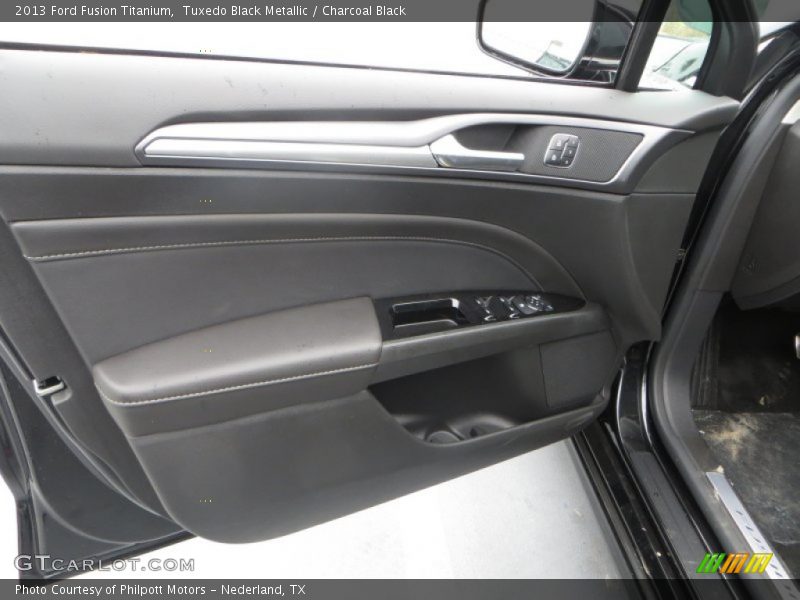 Tuxedo Black Metallic / Charcoal Black 2013 Ford Fusion Titanium