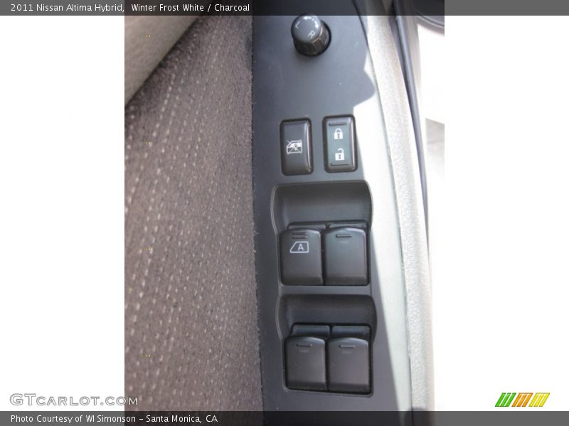 Winter Frost White / Charcoal 2011 Nissan Altima Hybrid