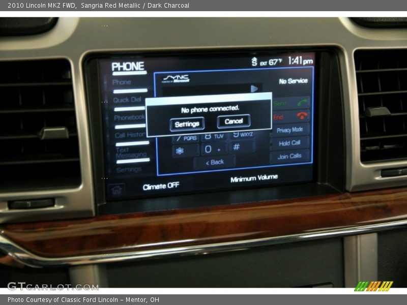 Sangria Red Metallic / Dark Charcoal 2010 Lincoln MKZ FWD