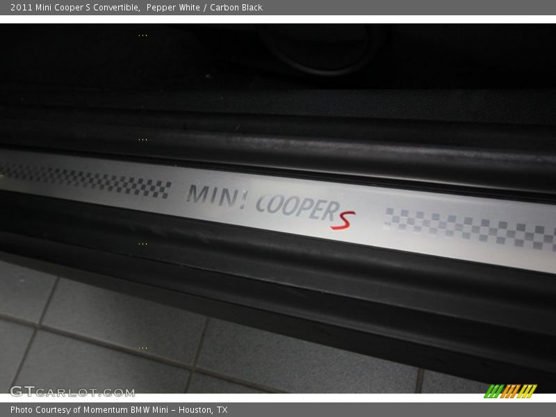 Pepper White / Carbon Black 2011 Mini Cooper S Convertible
