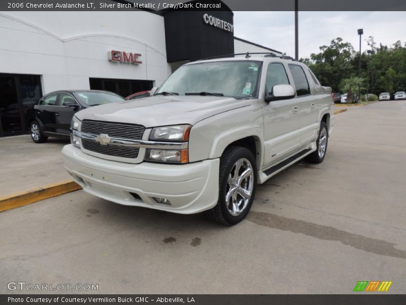 Silver Birch Metallic / Gray/Dark Charcoal 2006 Chevrolet Avalanche LT