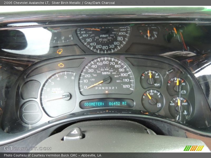 Silver Birch Metallic / Gray/Dark Charcoal 2006 Chevrolet Avalanche LT