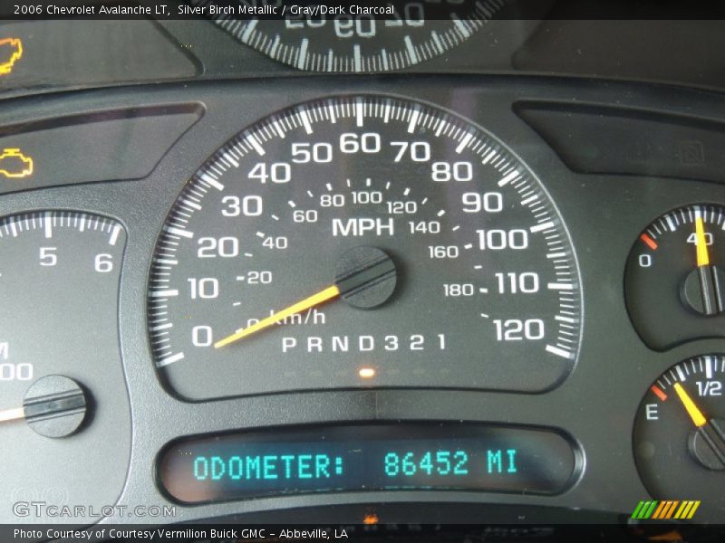 Silver Birch Metallic / Gray/Dark Charcoal 2006 Chevrolet Avalanche LT